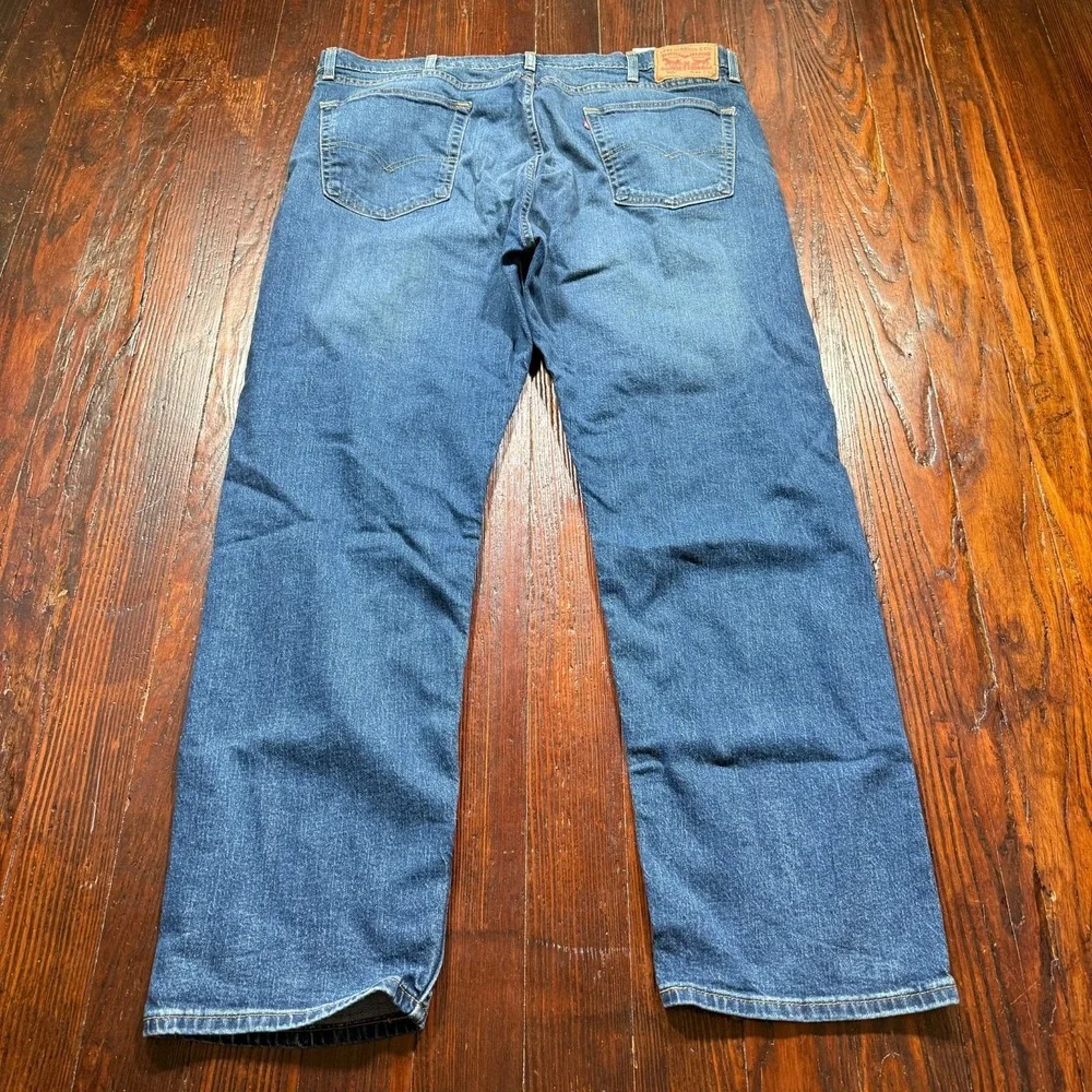 Levis 505 Jeans Mens 42x32 Blue Straight Leg Stretch Faded Whiskers Cowboy Biker